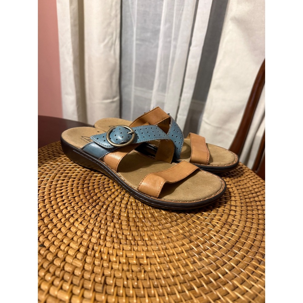 Clarks Bendables Womens 7M Tan Blue Leather Buckle Slide Sandals 64982